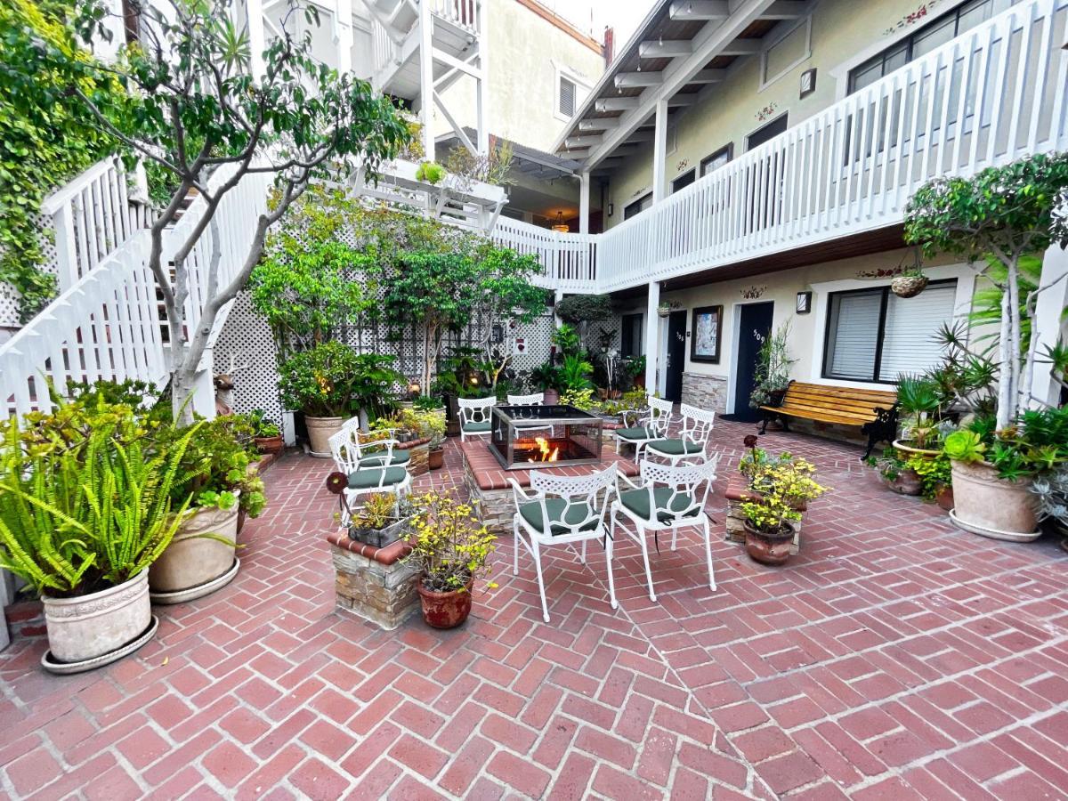 Catalina Courtyard Suites Avalon Bagian luar foto