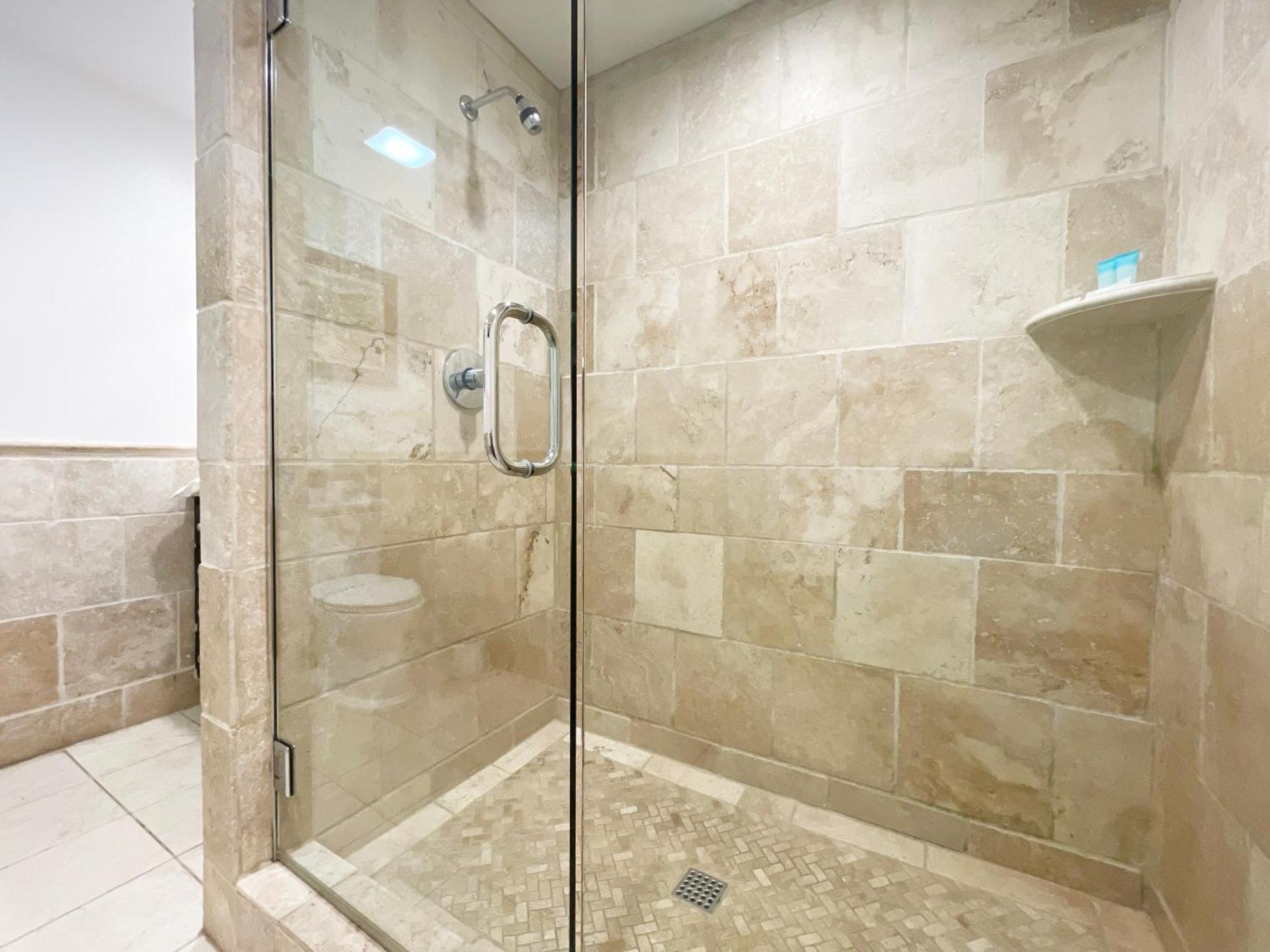 Catalina Courtyard Suites Avalon Bagian luar foto